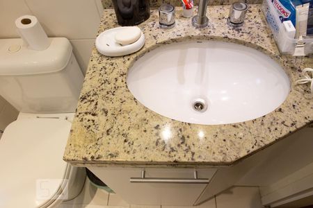 Apartamento à venda com 144m², 4 quartos e 2 vagasBanheiro da Suíte 2