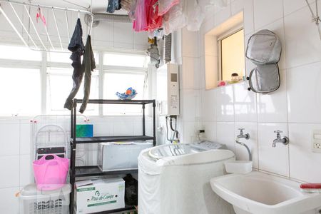 Apartamento à venda com 144m², 4 quartos e 2 vagasLavanderia