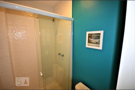 Apartamento para alugar com 80m², 2 quartos e sem vagaBanheiro da Suíte