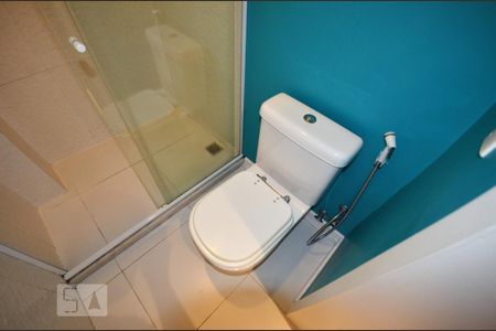 Apartamento para alugar com 80m², 2 quartos e sem vagaBanheiro da Suíte