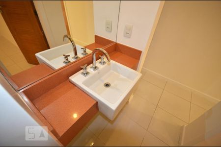 Apartamento para alugar com 80m², 2 quartos e sem vagaBanheiro 2
