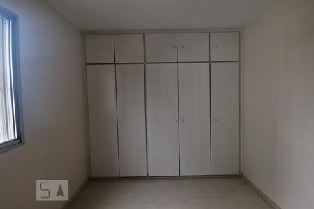 Quarto de apartamento à venda com 2 quartos, 70m² em Real Parque, São Paulo