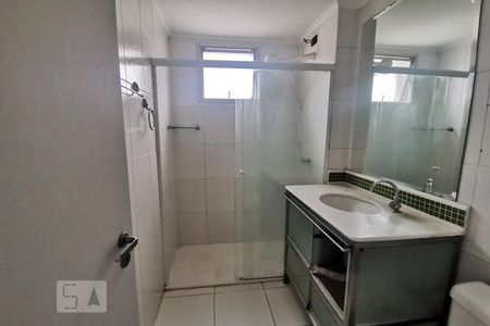 Banheiro de apartamento à venda com 2 quartos, 70m² em Real Parque, São Paulo