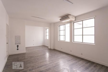 Sala/Quarto/Cozinha de kitnet/studio para alugar com 1 quarto, 44m² em Centro Histórico, Porto Alegre