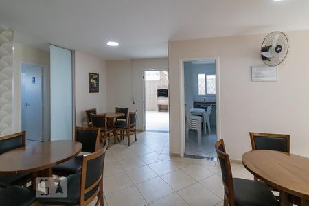 Apartamento para alugar com 72m², 3 quartos e 2 vagas Apartamento para alugar com 72m², 3 quartos e 2 vagasSalão de festas