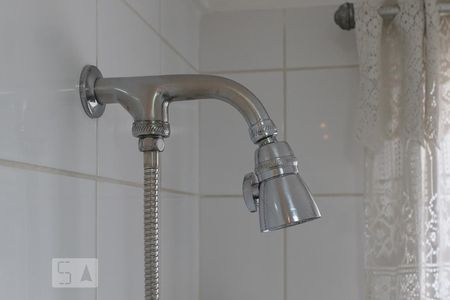 Apartamento para alugar com 72m², 3 quartos e 2 vagas Apartamento para alugar com 72m², 3 quartos e 2 vagasChuveiro