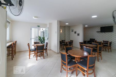 Apartamento para alugar com 72m², 3 quartos e 2 vagas Apartamento para alugar com 72m², 3 quartos e 2 vagasSalão de festas