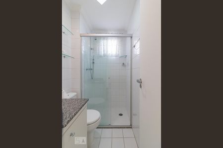 Apartamento para alugar com 72m², 3 quartos e 2 vagas Apartamento para alugar com 72m², 3 quartos e 2 vagasBanheiro