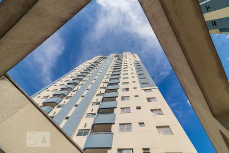 Apartamento para alugar com 72m², 3 quartos e 2 vagas Apartamento para alugar com 72m², 3 quartos e 2 vagasFachada