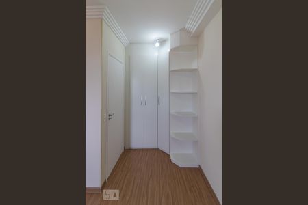 Apartamento para alugar com 72m², 3 quartos e 2 vagas Apartamento para alugar com 72m², 3 quartos e 2 vagasSuíte detalhe