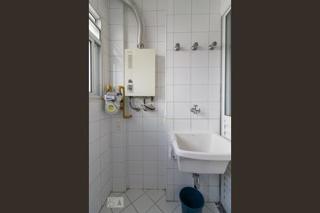 Apartamento para alugar com 72m², 3 quartos e 2 vagas Apartamento para alugar com 72m², 3 quartos e 2 vagasÁrea de serviço