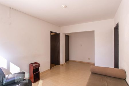 Sala de apartamento para alugar com 1 quarto, 49m² em Partenon, Porto Alegre