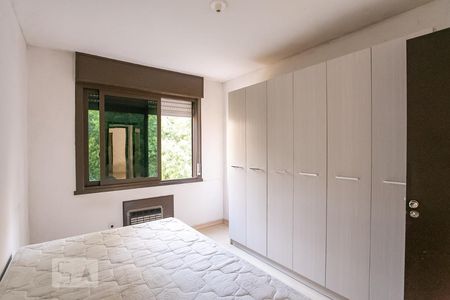 Quarto de apartamento para alugar com 1 quarto, 49m² em Partenon, Porto Alegre