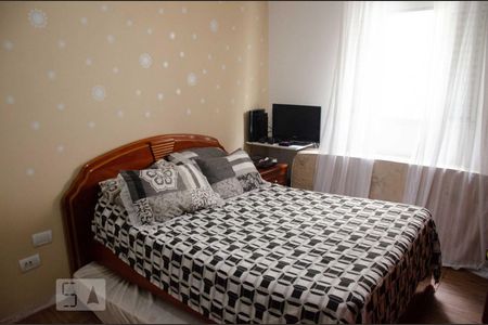 Casa à venda com 204m², 3 quartos e 6 vagasSuíte 2