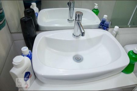 Casa à venda com 204m², 3 quartos e 6 vagasBanheiro da Suíte 3