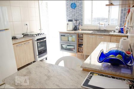 Casa à venda com 204m², 3 quartos e 6 vagasCozinha