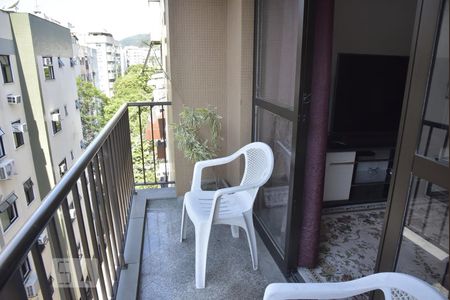 Apartamento à venda com 211m², 3 quartos e 2 vagasVaranda