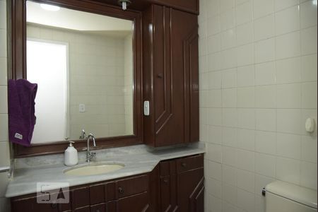 Apartamento à venda com 211m², 3 quartos e 2 vagasBanheiro