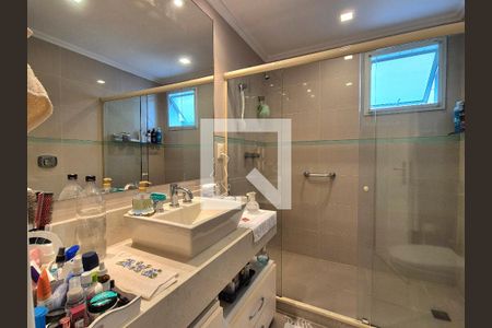 Apartamento à venda com 190m², 3 quartos e 2 vagasBanheiro da Suíte 1