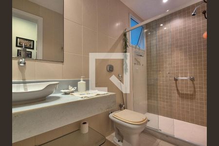 Apartamento à venda com 190m², 3 quartos e 2 vagasBanheiro social