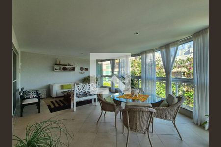 Apartamento à venda com 190m², 3 quartos e 2 vagasVaranda