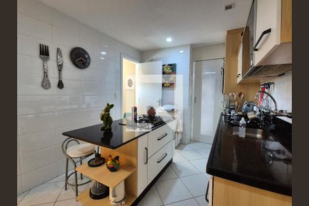 Apartamento à venda com 190m², 3 quartos e 2 vagasCozinha