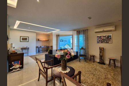 Apartamento à venda com 190m², 3 quartos e 2 vagasSala