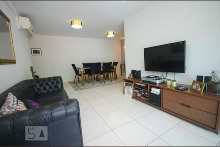 Apartamento à venda com 89m², 2 quartos e 1 vaga Apartamento à venda com 89m², 2 quartos e 1 vagaSala