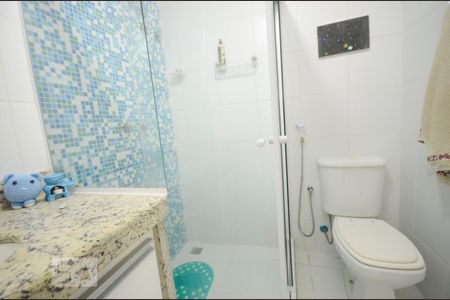 Apartamento à venda com 89m², 2 quartos e 1 vaga Apartamento à venda com 89m², 2 quartos e 1 vagaBanheiro