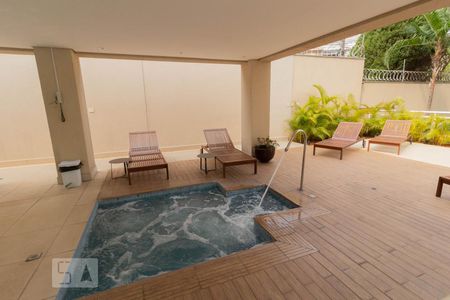 Apartamento para alugar com 46m², 1 quarto e 1 vagaPiscina