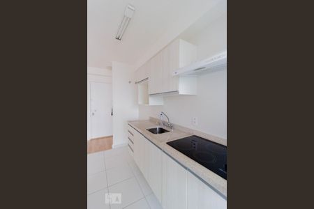 Cozinha de apartamento para alugar com 1 quarto, 46m² em Pinheiros, São Paulo
