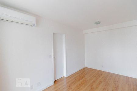 Sala de apartamento para alugar com 1 quarto, 46m² em Pinheiros, São Paulo