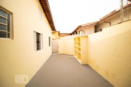Casa à venda com 100m², 3 quartos e 2 vagasQuintal