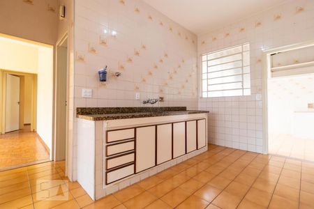 Casa à venda com 100m², 3 quartos e 2 vagasCozinha