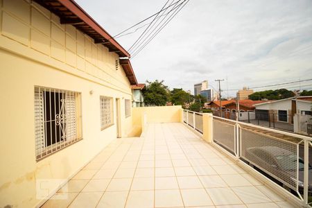 Casa à venda com 100m², 3 quartos e 2 vagasVaranda