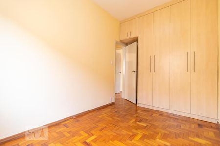 Casa à venda com 100m², 3 quartos e 2 vagasQuarto 02