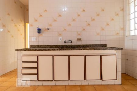 Casa à venda com 100m², 3 quartos e 2 vagasCozinha