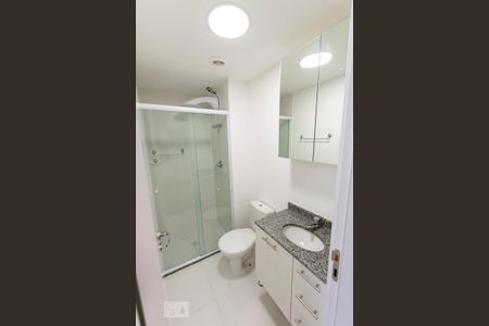 Banheiro de kitnet/studio à venda com 1 quarto, 28m² em Liberdade, São Paulo