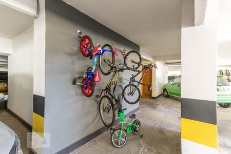 Apartamento à venda com 75m², 2 quartos e 1 vagaÁrea comum