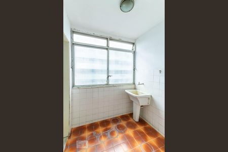 Apartamento à venda com 75m², 2 quartos e 1 vagaÁrea de Serviço