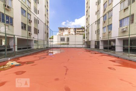 Apartamento à venda com 75m², 2 quartos e 1 vagaQuadra Esportiva