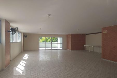 Apartamento à venda com 75m², 2 quartos e 1 vagaÁrea comum - Salão de festas