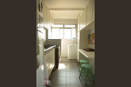 Apartamento à venda com 60m², 2 quartos e 1 vagaCozinha