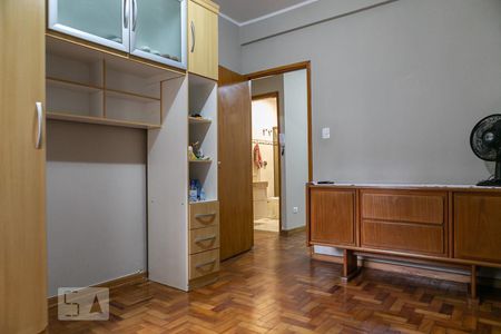 Quarto de apartamento para alugar com 2 quartos, 60m² em Aparecida, Santos