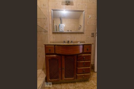 Apartamento à venda com 115m², 3 quartos e 1 vagaBanheiro