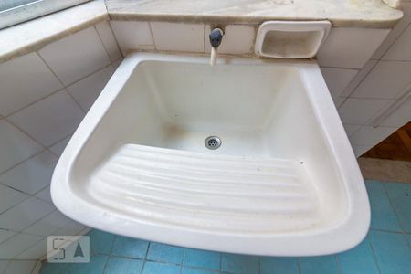 Apartamento à venda com 115m², 3 quartos e 1 vagaÁrea de Serviço