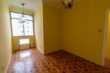 Apartamento à venda com 115m², 3 quartos e 1 vagaQuarto 2