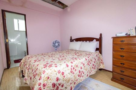 Casa à venda com 200m², 6 quartos e 4 vagasCasa Principal - Suíte 2