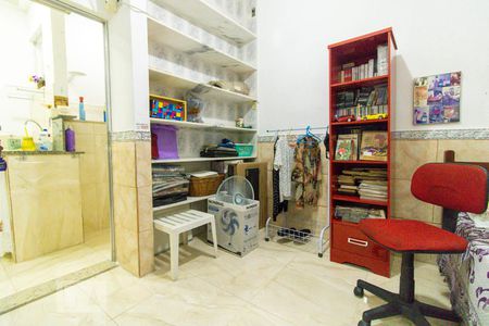 Casa à venda com 200m², 6 quartos e 4 vagasQuitinete 1 - Quarto