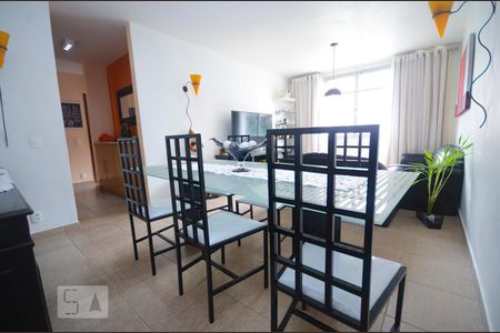 Sala de apartamento à venda com 3 quartos, 114m² em Santa Rosa, Niterói